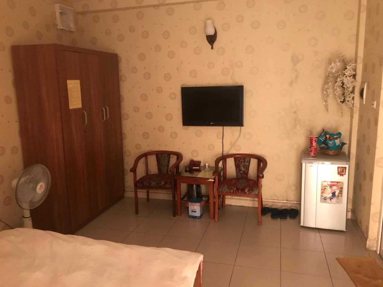 Khách Sạn SPOT ON 693 Hoàng Long Hà Nội Ngoại thất bức ảnh